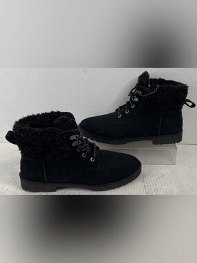 Worn once, UGG, size 9, Treadlite by UGG, Black fur lined Lace-Up Boot, EUC